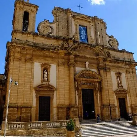 Ri...patti House Sciacca